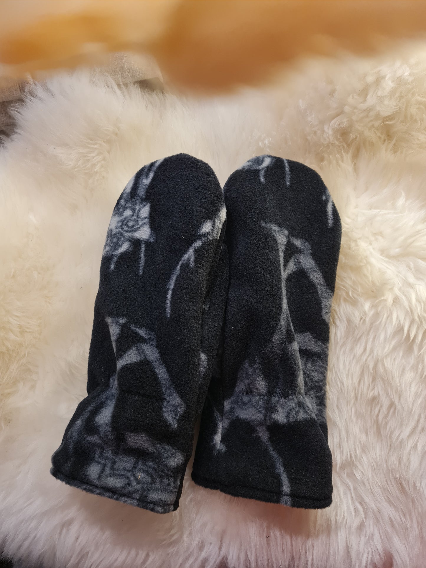 DIY Fleece Gloves, Adults