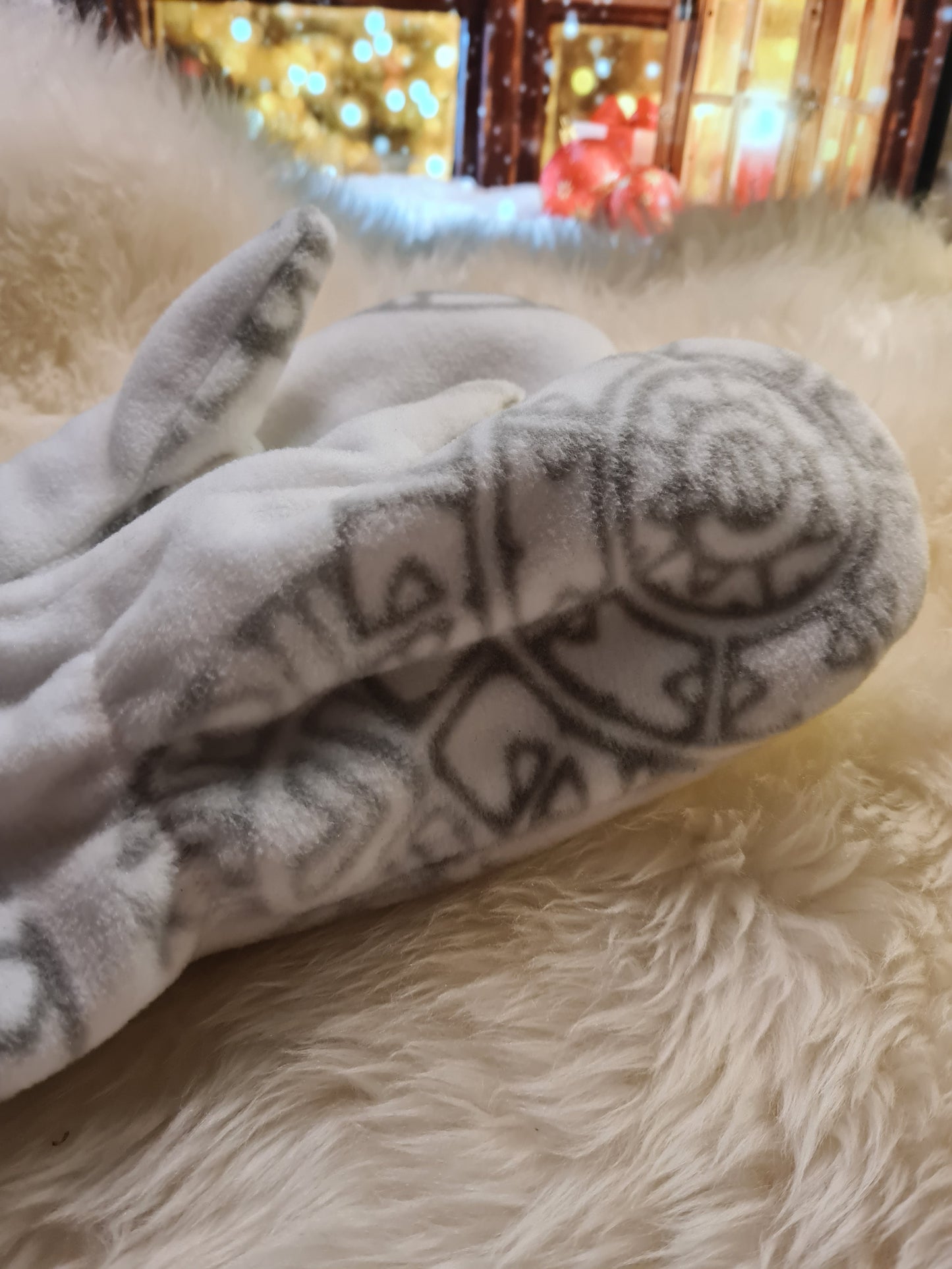 DIY Fleece Gloves, Adults