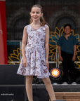 Lasten hihaton mekko