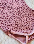 Leopardi body pinkki