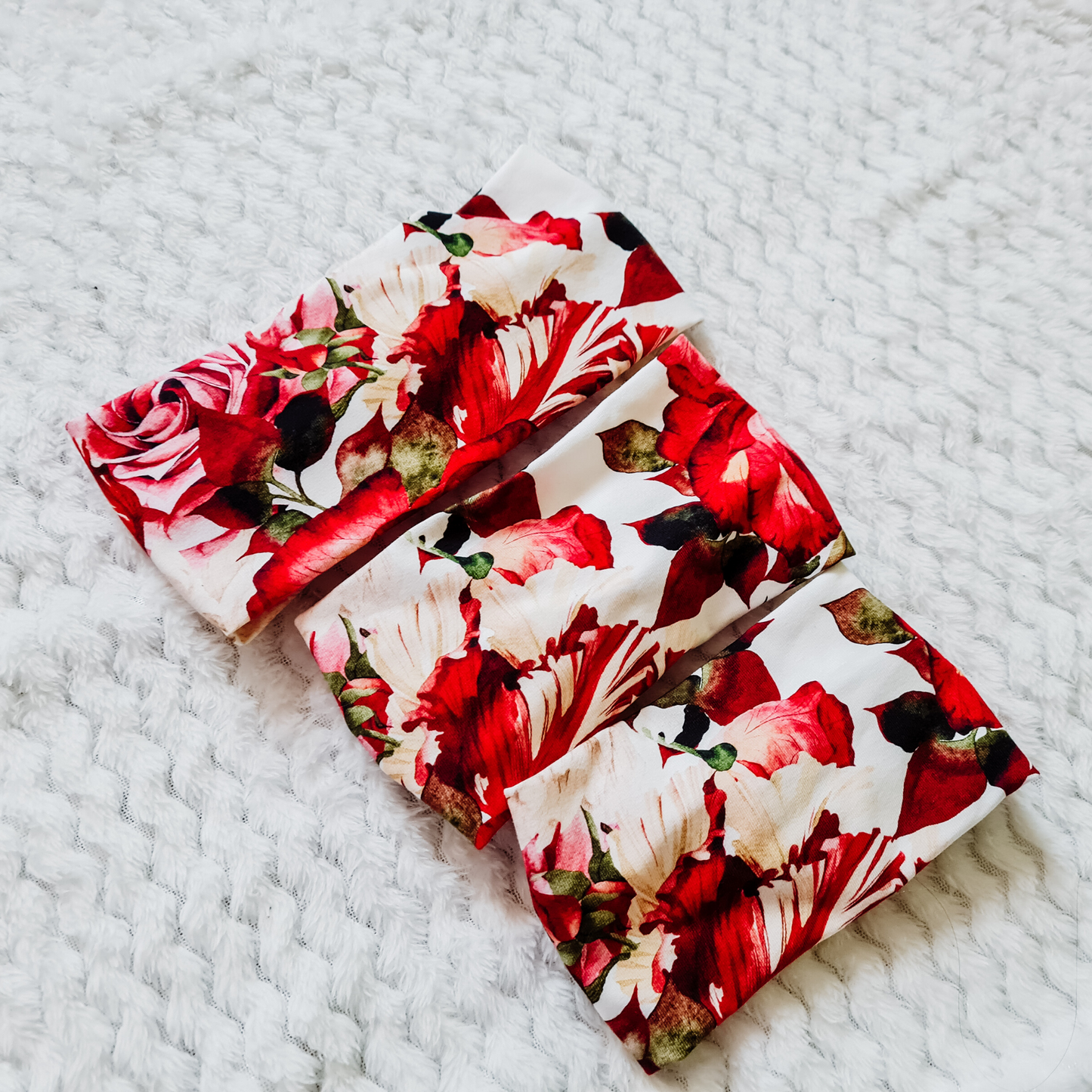 Bow tie, rose