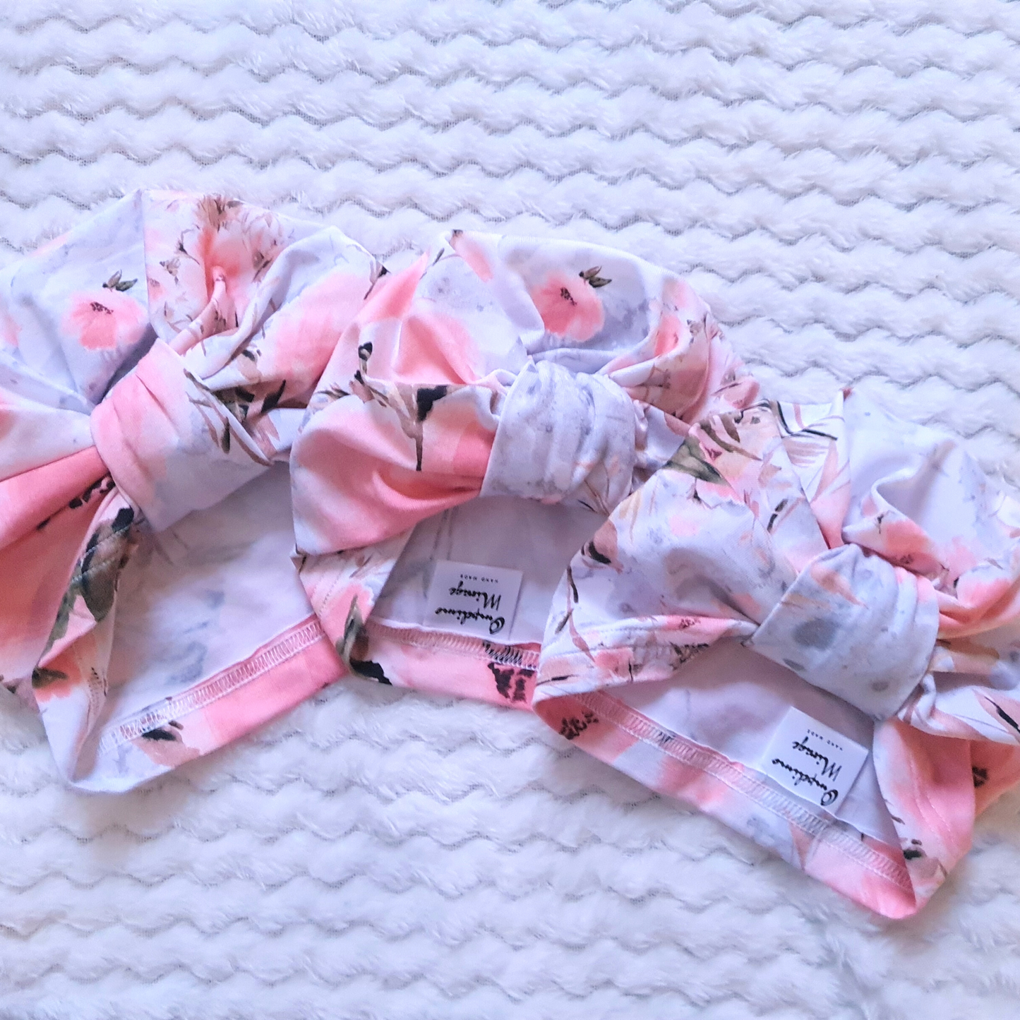 Turban, apricot flowers