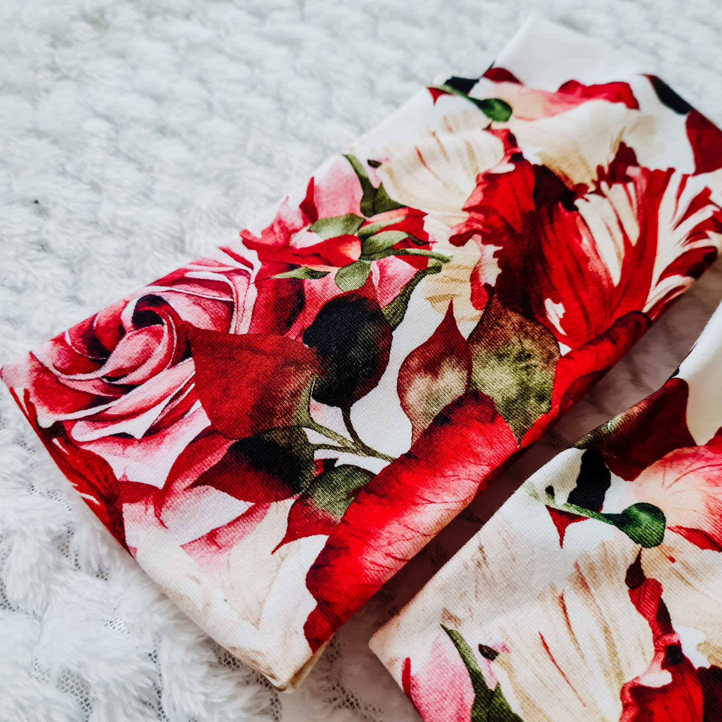 Bow tie, rose