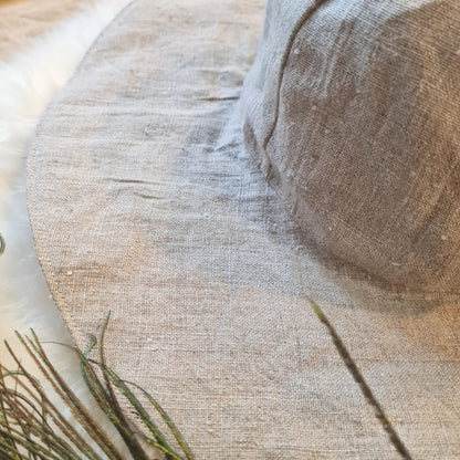 Linen hat