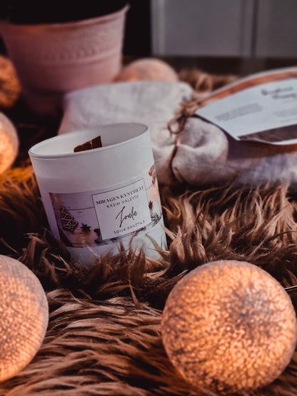 Gift box, large scented candle and oat pillow