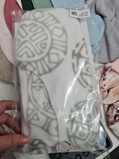 DIY Fleece Gloves, Adults
