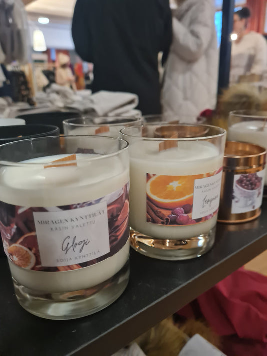 Scented candle, clear glass